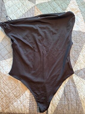 Camila Coelho Black One-Shoulder Bodysuit
